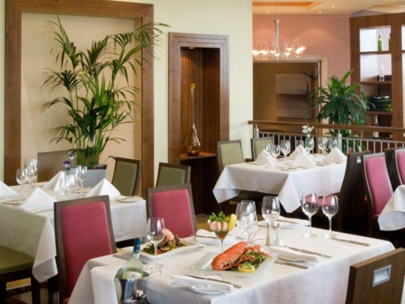 Self Catering Lodges At The Blarney Hotel & Golf Resort Exteriör bild