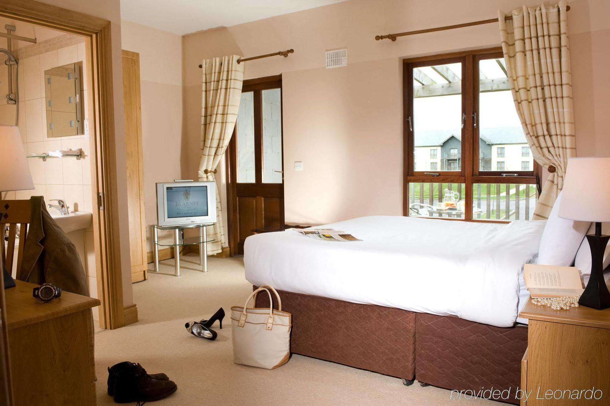 Self Catering Lodges At The Blarney Hotel & Golf Resort Exteriör bild